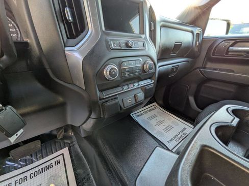 Used 2019 GMC Sierra 1500 4x4 Double Cab w/ Convenience Package image 17
