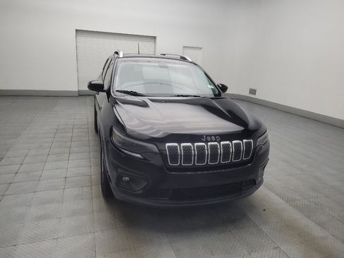 Used 2019 Jeep Cherokee Latitude Plus w/ Comfort/Convenience Group FWD image 14