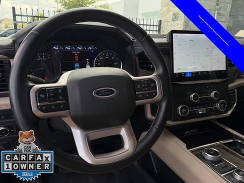 Used 2022 Ford Expedition Max Limited AWD/4WD image 12