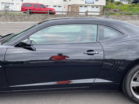 Used 2010 Chevrolet Camaro SS w/ RS Package RWD image 15