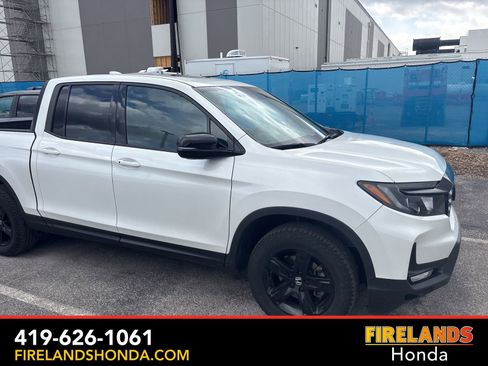 Used 2023 Honda Ridgeline Black Edition image 14