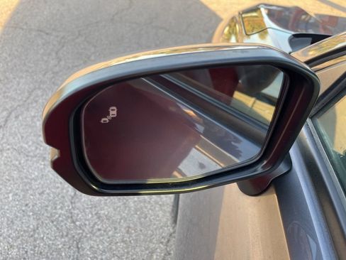 Used 2023 Honda HR-V EX-L image 39