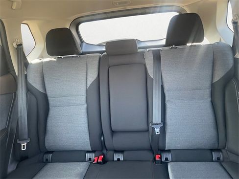 Used 2023 Nissan Rogue SV image 13