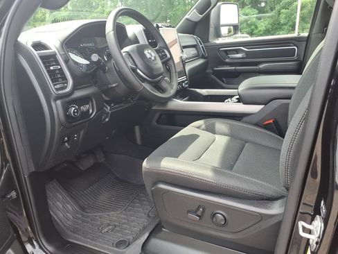 Used 2025 RAM 1500 Big Horn AWD/4WD image 13