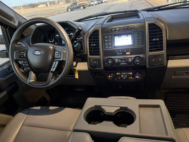 Used 2022 Ford F550 4x4 Regular Cab Super Duty image 8