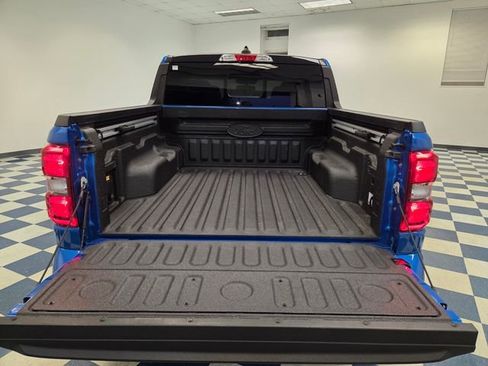 Used 2025 Ford Maverick Lobo image 8