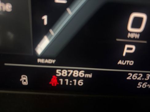 Used 2023 Audi S4 Premium Plus image 7