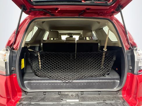 Used 2021 Toyota 4Runner Limited image 34