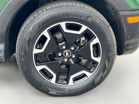 Used 2023 Ford Bronco Sport Outer Banks w/ Tech Package image 32