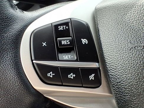 Certified 2023 Ford Explorer XLT w/ Equipment Group 202A AWD/4WD image 24