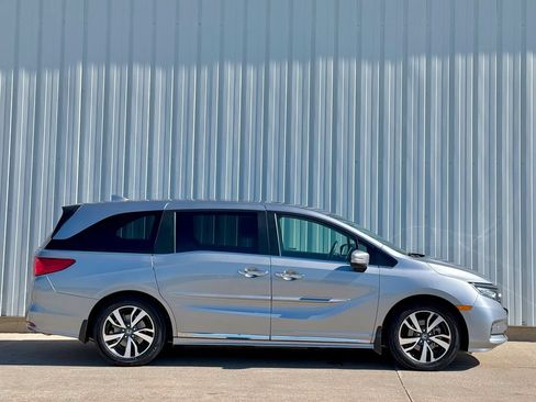 Used 2023 Honda Odyssey Touring image 7