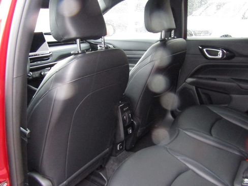 New 2026 Jeep Compass Limited AWD/4WD image 7
