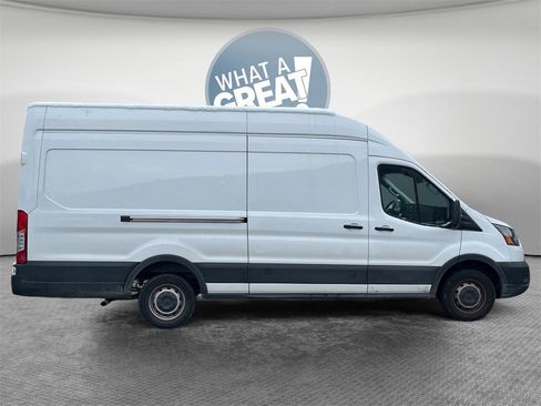Used 2022 Ford Transit 250 148 High Roof Extended image 2