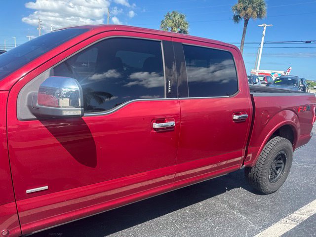 Used 2015 Ford F150 Platinum w/ Equipment Group 701A Luxury AWD/4WD image 3