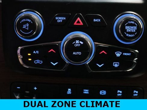 Used 2016 RAM 3500 Laramie w/ Convenience Group image 27