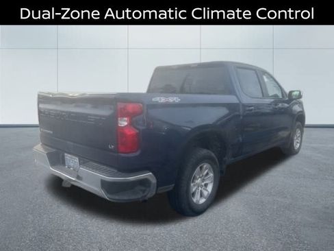 Used 2021 Chevrolet Silverado 1500 LT image 12