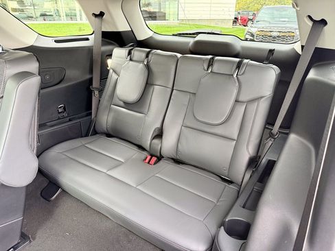 New 2026 Ford Explorer Active w/ Active Comfort Package image 11