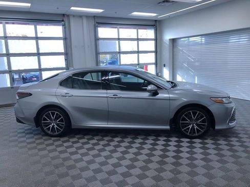 Certified 2023 Toyota Camry XLE image 27
