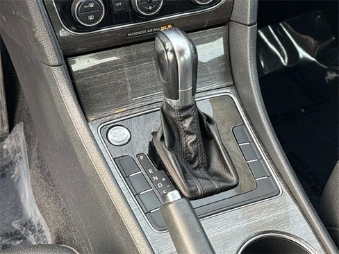 Used 2017 Volkswagen Passat 1.8T SE image 23