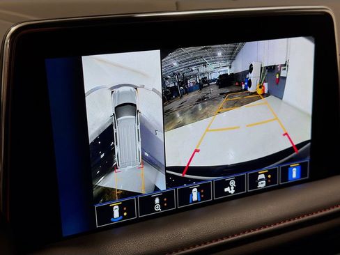 Used 2023 Chevrolet Tahoe RST w/ Sport Performance Package AWD/4WD image 15