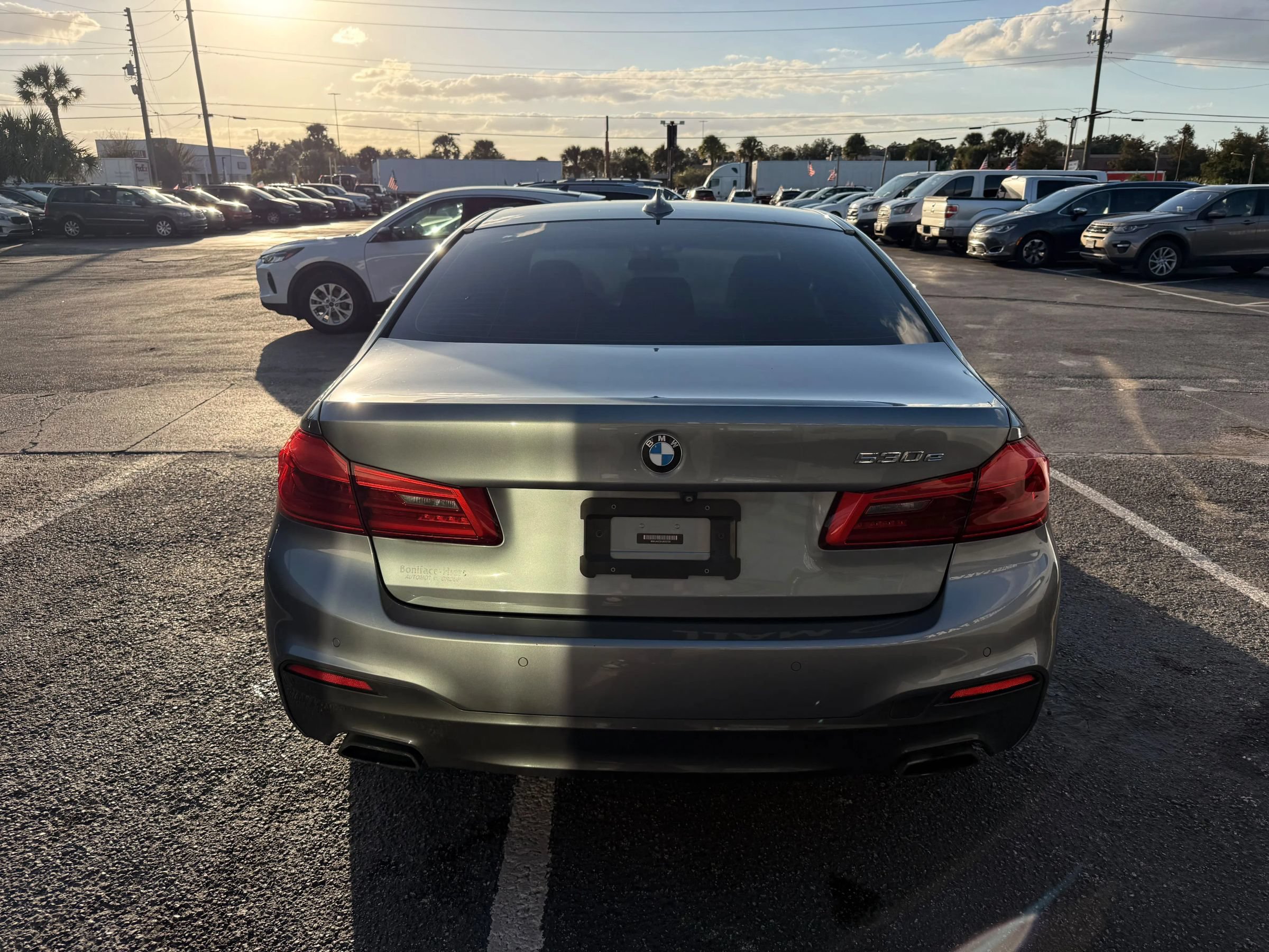 Used 2018 BMW 530e RWD image 5