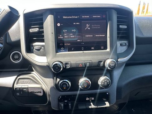 Certified 2024 RAM 2500 Tradesman w/ Chrome Appearance Group AWD/4WD image 24