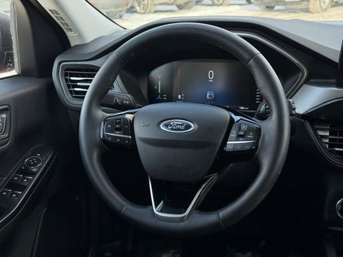 Certified 2023 Ford Escape Active image 9