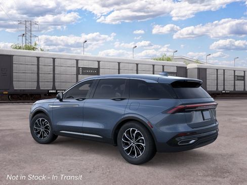 New 2026 Lincoln Nautilus Premier AWD/4WD image 4