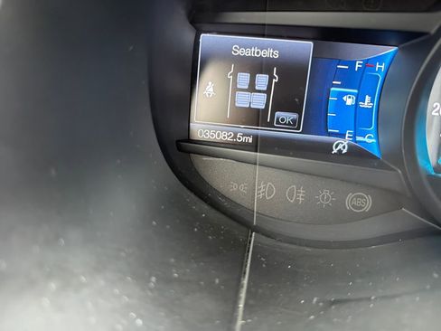 Used 2024 Ford Edge SEL image 16