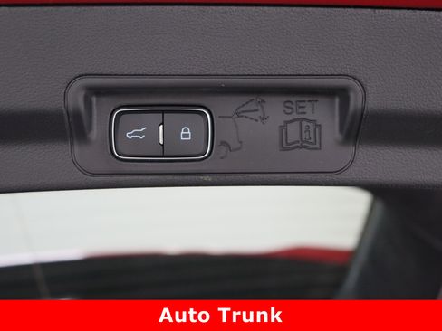 Used 2021 Ford Explorer XLT w/ Equipment Group 202A image 35