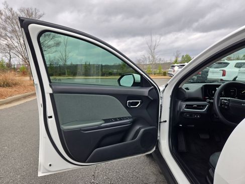 Certified 2025 Kia K4 EX image 20