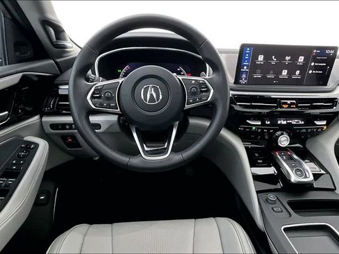Certified 2026 Acura MDX FWD w/ Technology Package image 6