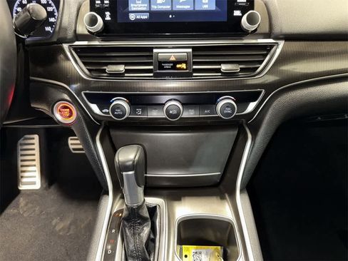 Used 2020 Honda Accord Sport image 21