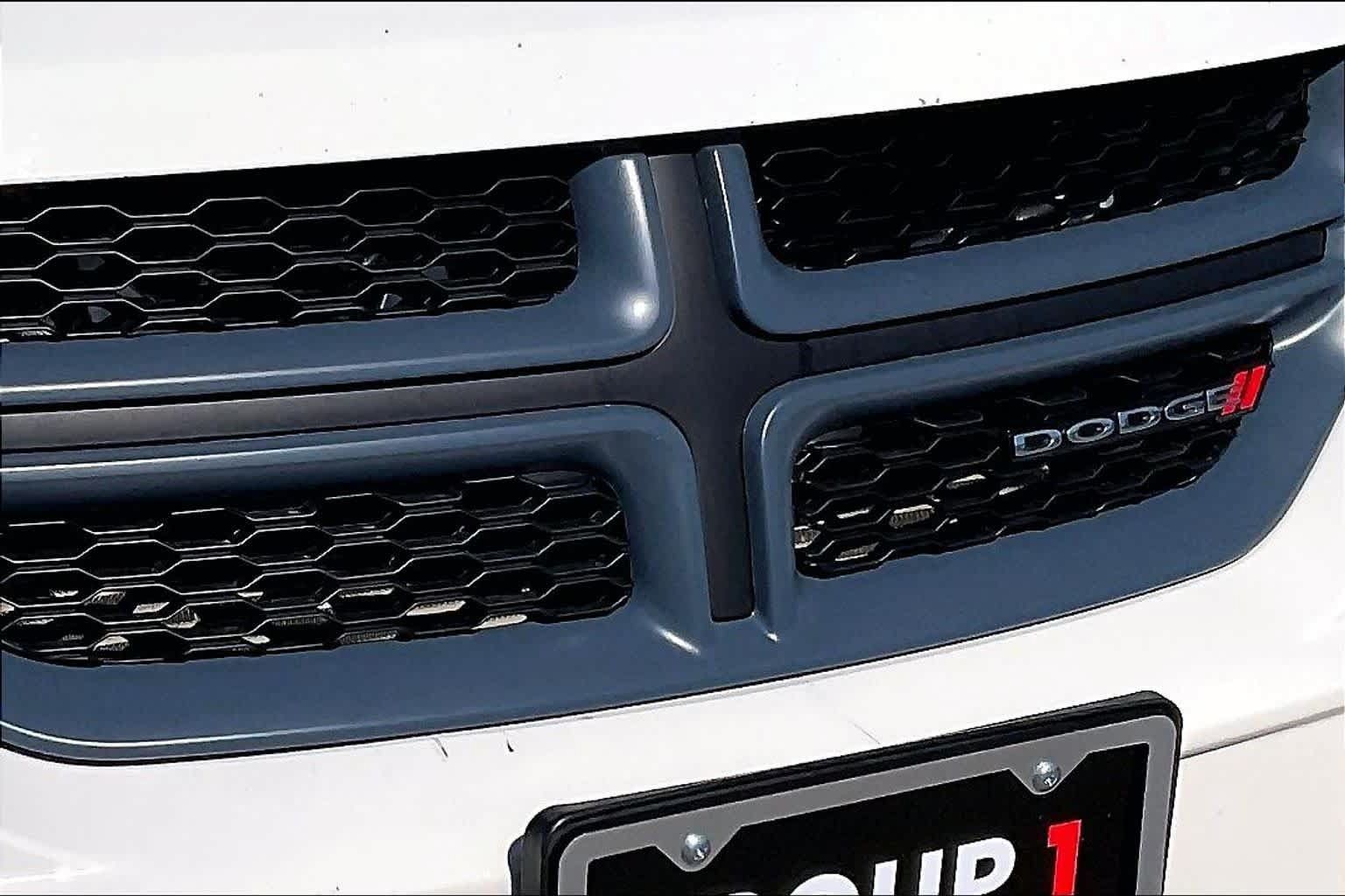 Used 2018 Dodge Journey SE w/ Blacktop Package FWD image 29