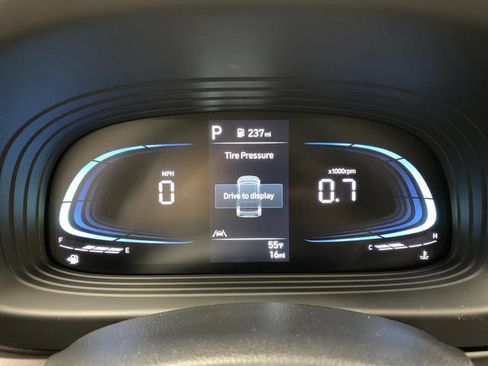 New 2026 Hyundai Venue SEL image 16