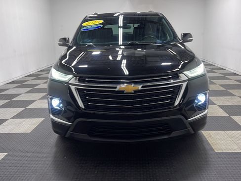 Used 2023 Chevrolet Traverse LT FWD image 24