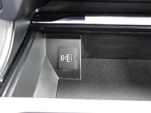 Used 2024 Ford F150 Lariat AWD/4WD image 51