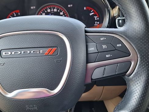 Used 2022 Dodge Durango SXT AWD/4WD image 15