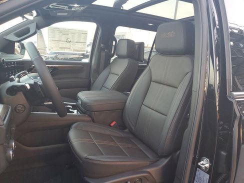 New 2026 Chevrolet Tahoe High Country AWD/4WD image 22