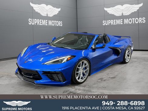 Used 2020 Chevrolet Corvette Stingray Convertible w/ Z51 Performance Package RWD image 1
