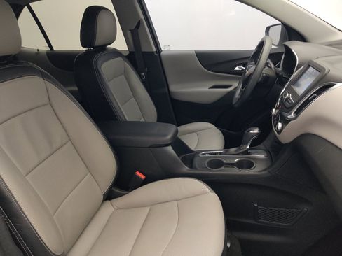 Used 2018 Chevrolet Equinox LT FWD image 21