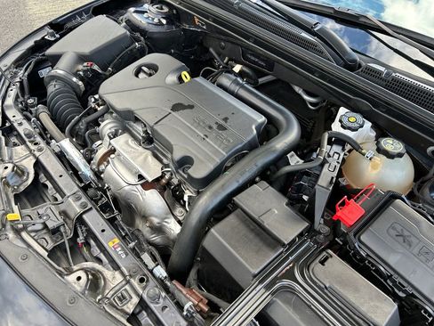 Used 2023 Chevrolet Malibu LT image 30