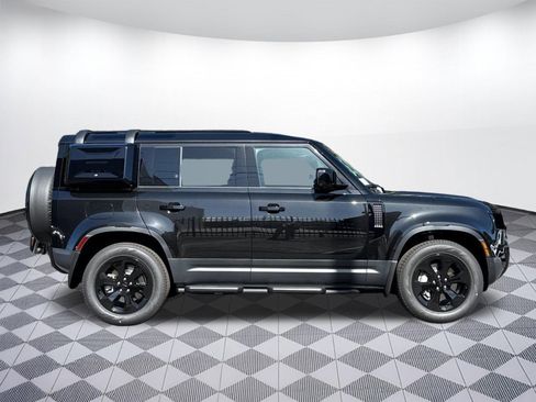 New 2026 Land Rover Defender 110 S AWD/4WD image 6