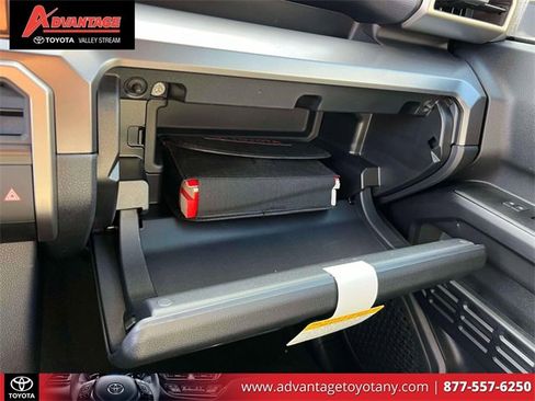 Used 2025 Toyota 4Runner TRD Off-Road Premium image 39