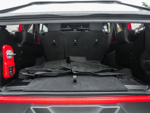 Used 2024 Jeep Wrangler Willys image 44