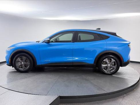 Used 2023 Ford Mustang Mach-E Select RWD image 3