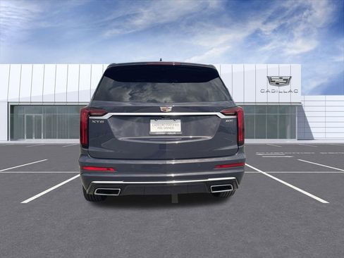 Certified 2025 Cadillac XT6 Premium Luxury image 7
