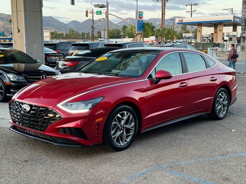 Used 2020 Hyundai Sonata SEL w/ Convenience + Sunroof Package FWD image 7