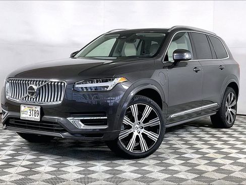 Used 2024 Volvo XC90 T8 Plus w/ Protection Package Premier AWD/4WD image 1