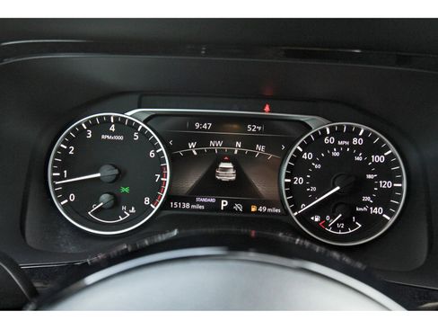 Used 2024 Nissan Pathfinder SL w/ SL Premium Package image 18